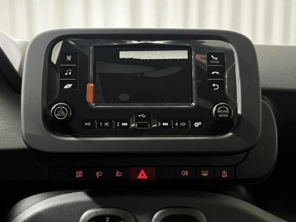 Fiat Panda nuova a Sondrio (17)