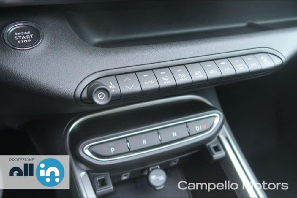 Jeep Avenger nuova a Venezia (12)