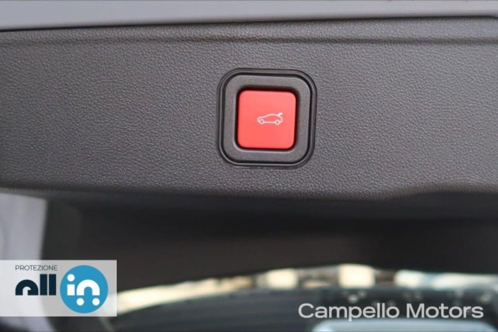 Jeep Avenger nuova a Venezia (18)