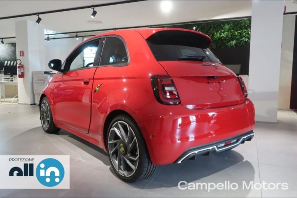 Abarth 500e Cabrio nuova a Venezia (3)