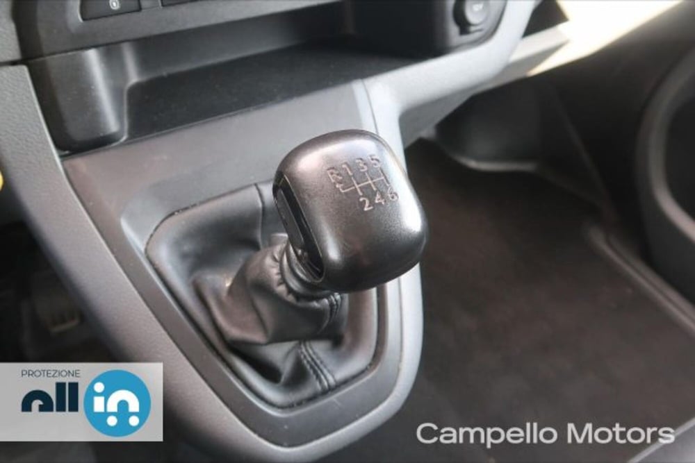 Opel Vivaro Furgone usata a Venezia (12)