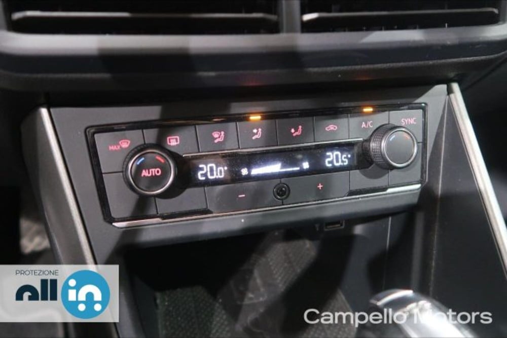 Volkswagen Polo usata a Venezia (12)