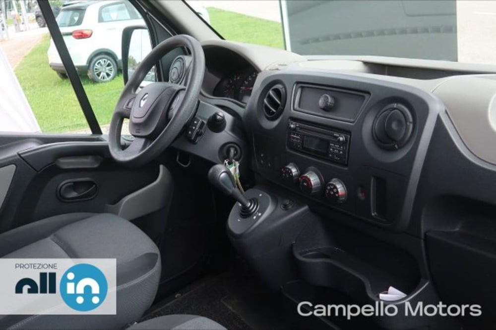 Renault Master Furgone usata a Venezia (11)