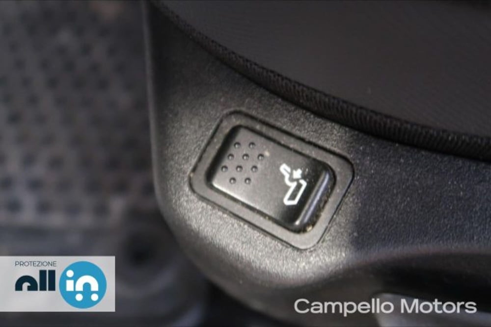 Jeep Renegade usata a Venezia (15)