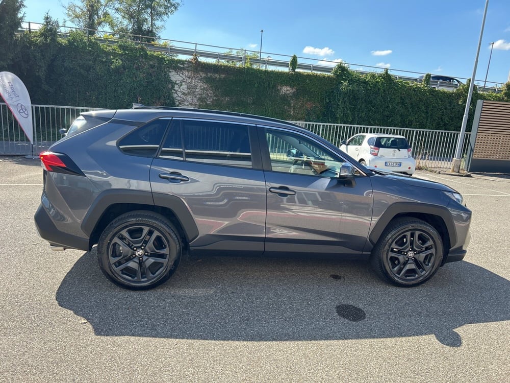 Toyota Rav4 usata a Piacenza (9)