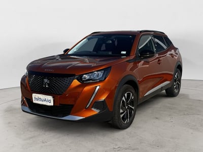 Peugeot 2008 1.2 puretech Active s&amp;s 100cv del 2022 usata