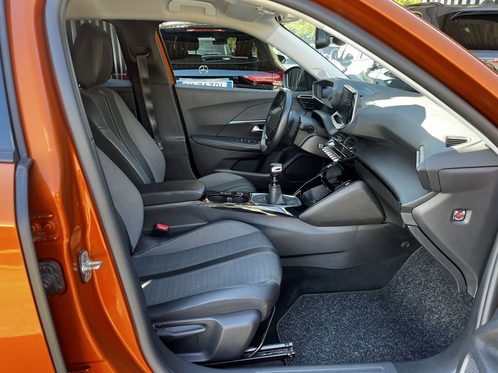 Peugeot 2008 usata  (9)