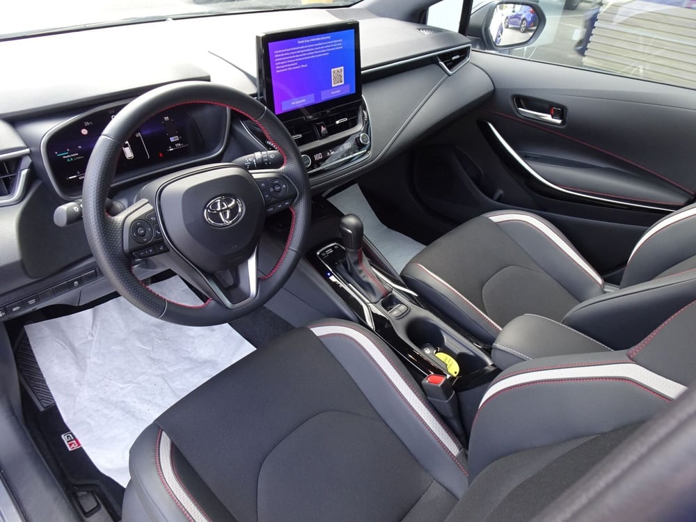 Toyota Corolla Touring Sports usata a Treviso (13)