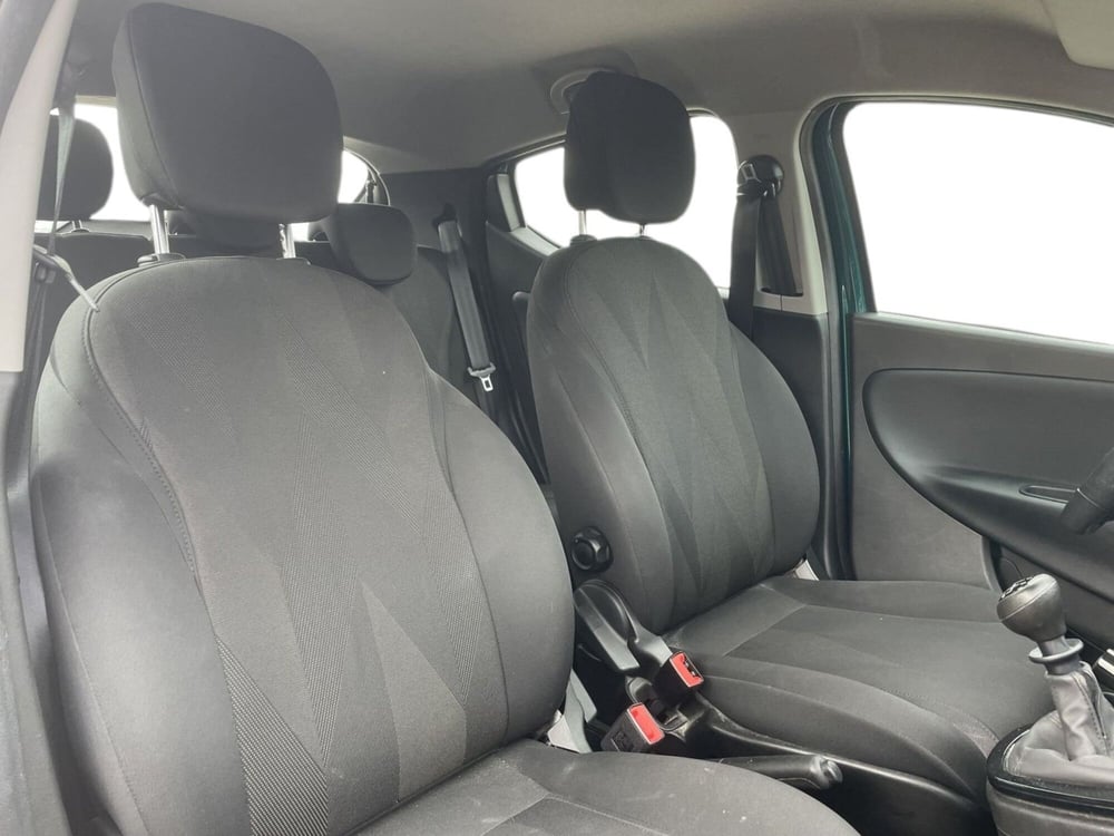Lancia Ypsilon usata a Firenze (15)