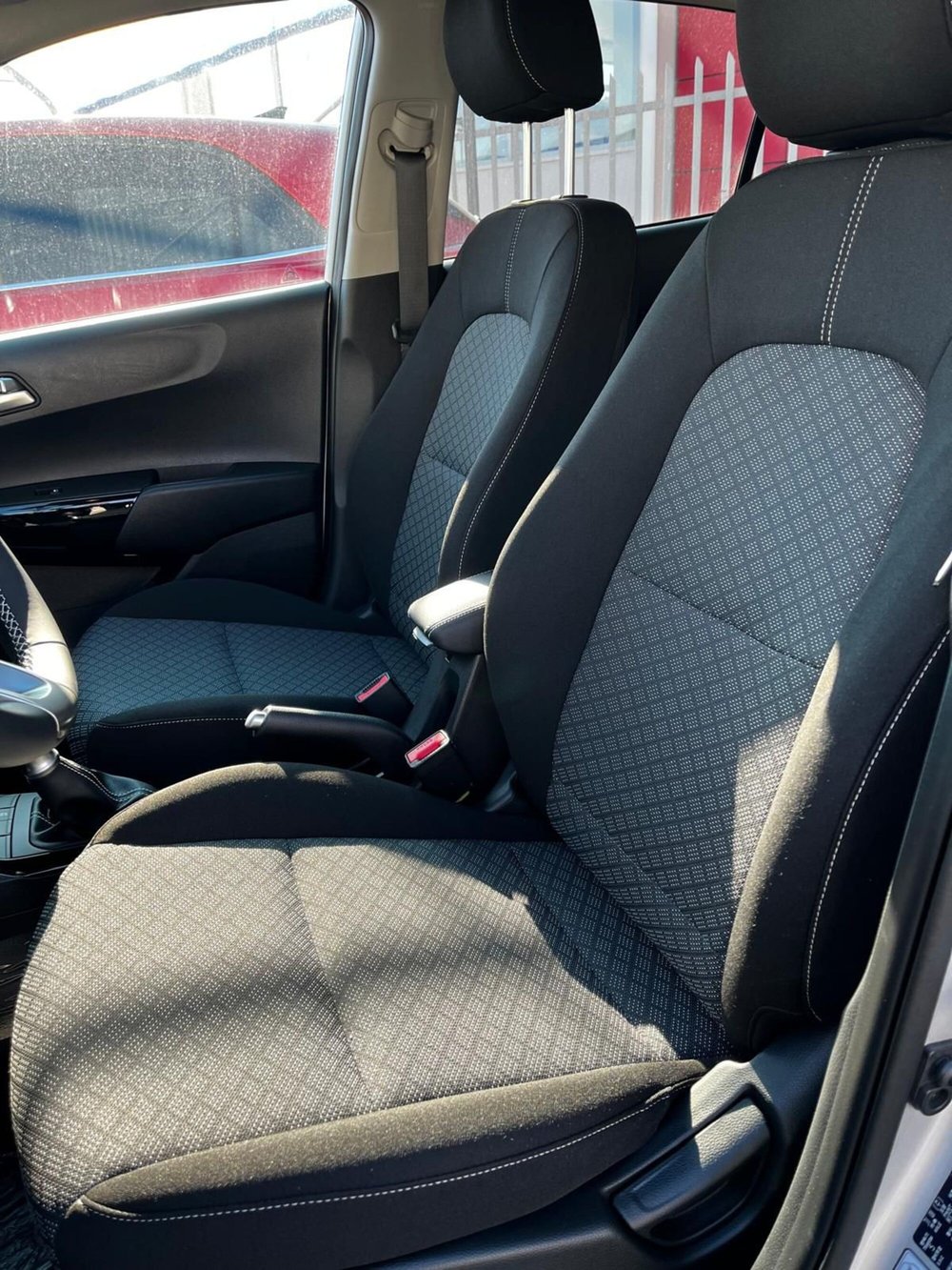 Kia Picanto nuova a Cremona (8)