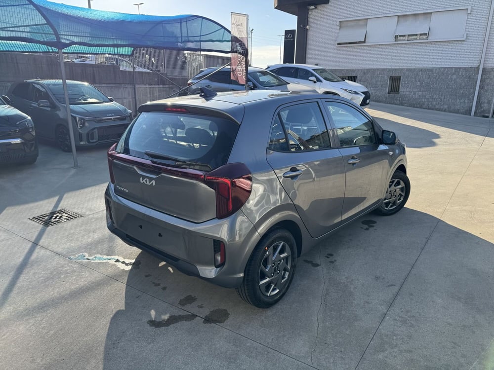 Kia Picanto nuova a Cremona (6)