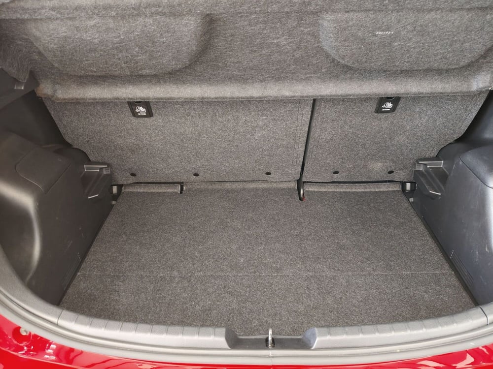 Toyota Yaris usata a Roma (13)