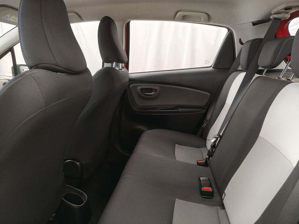 Toyota Yaris usata a Roma (15)