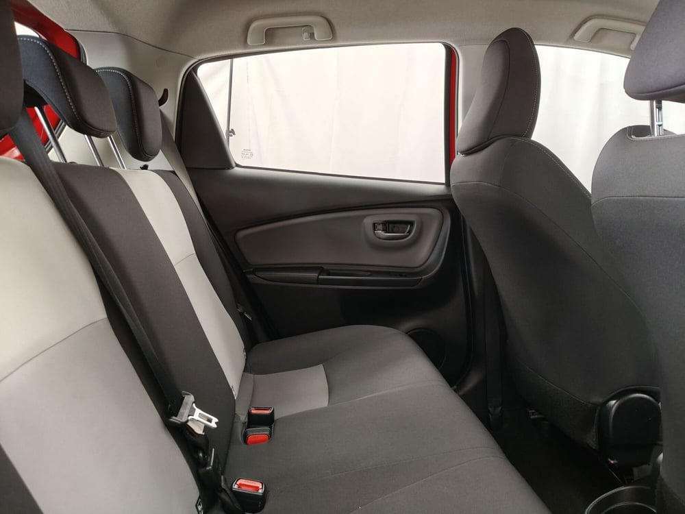 Toyota Yaris usata a Roma (8)