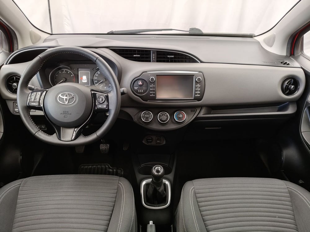 Toyota Yaris usata a Roma (9)