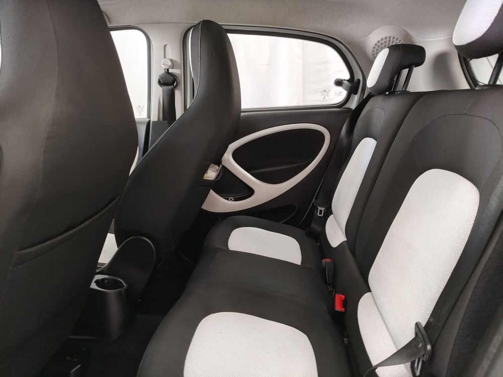 smart forfour usata a Roma (14)