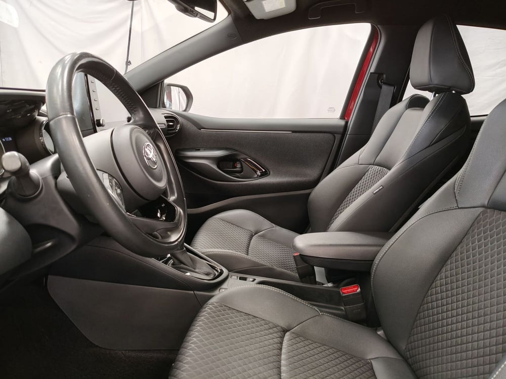 Toyota Yaris usata a Roma (14)