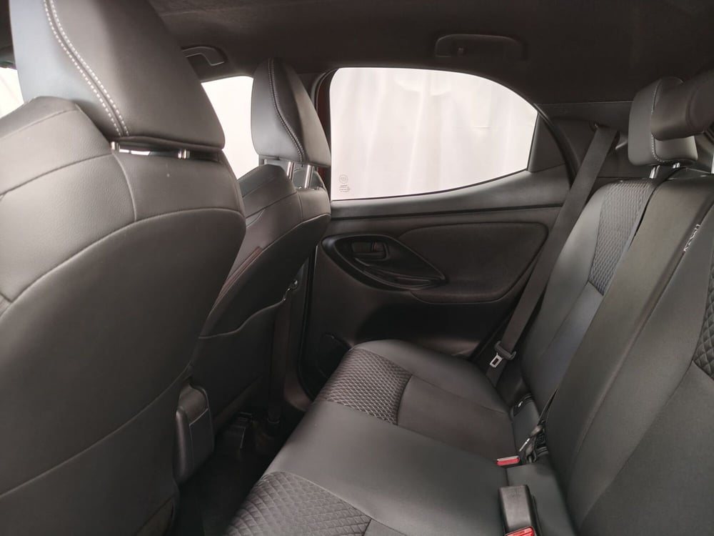 Toyota Yaris usata a Roma (15)