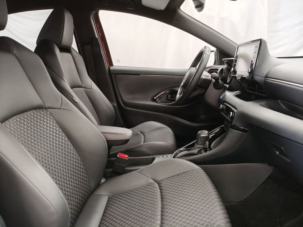 Toyota Yaris usata a Roma (6)