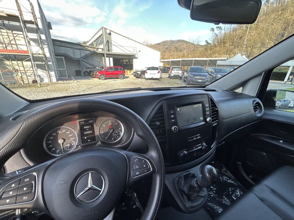 Mercedes-Benz Vito usata a La Spezia (10)