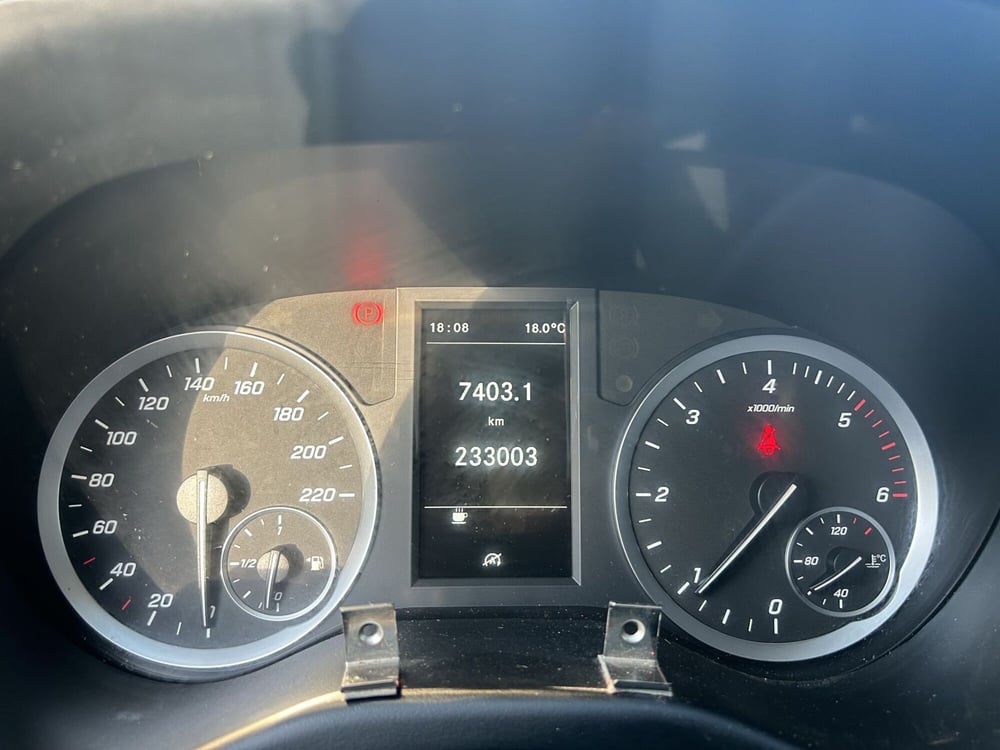 Mercedes-Benz Vito usata a La Spezia (11)