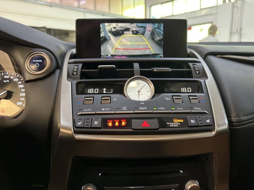 Lexus NX usata a Bologna (15)