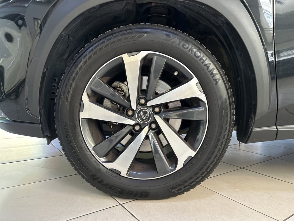 Lexus NX usata a Bologna (7)