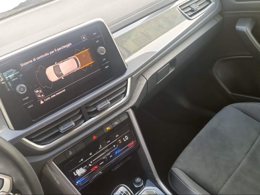 Volkswagen T-Roc usata a Livorno (14)
