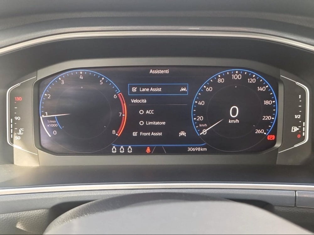 Volkswagen T-Roc usata a Livorno (7)