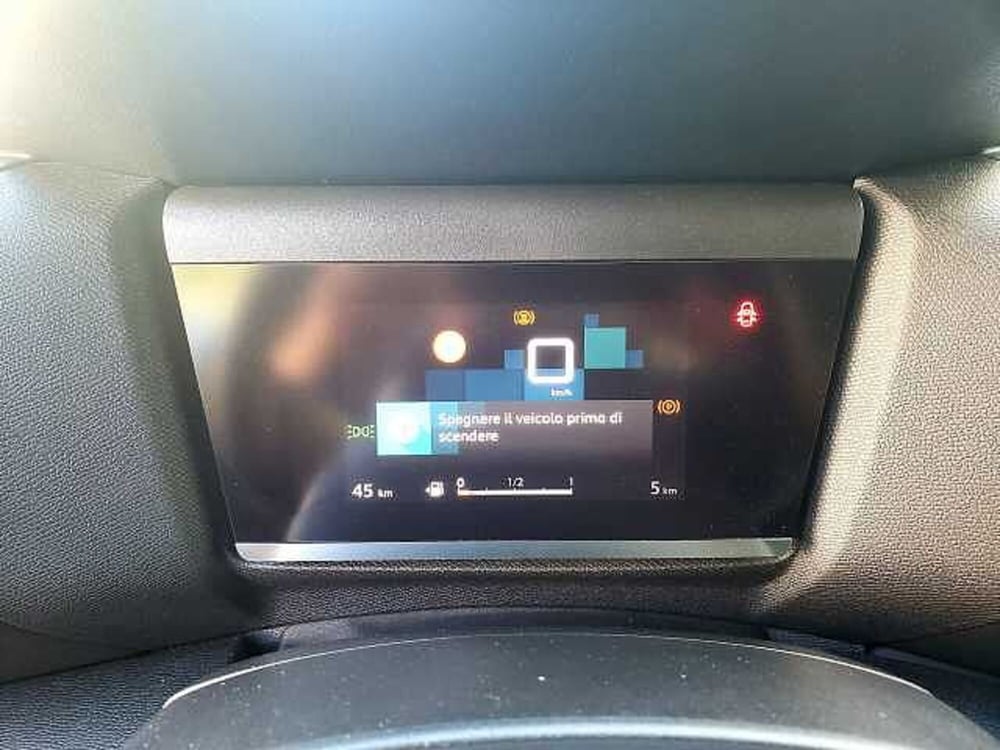Citroen C4 nuova a Pesaro-Urbino (13)
