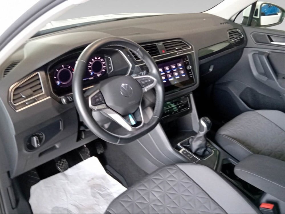 Volkswagen Tiguan usata a Siena (9)