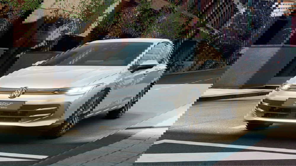 Volkswagen Golf nuova a Bologna