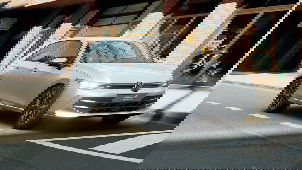 Volkswagen Golf nuova a Bologna (4)