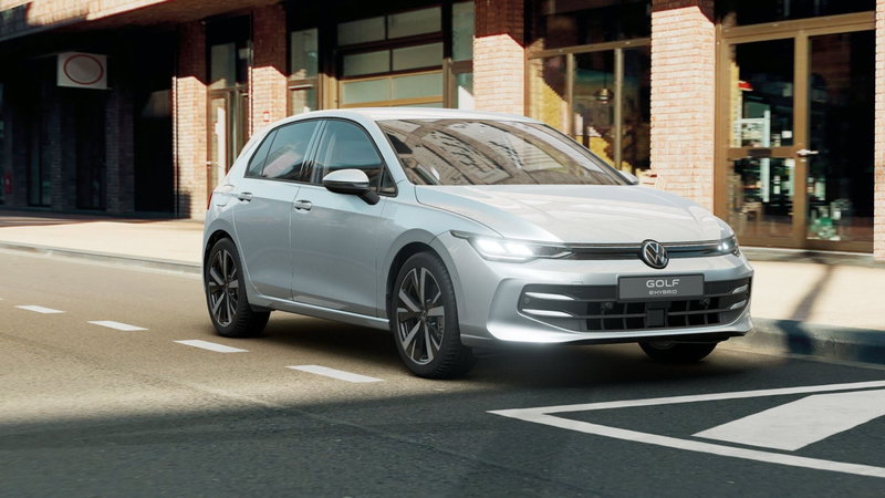 Volkswagen Golf nuova a Bologna (4)