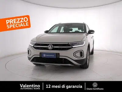 Volkswagen T-Roc 1.0 tsi Style 115cv del 2023 usata a Roma