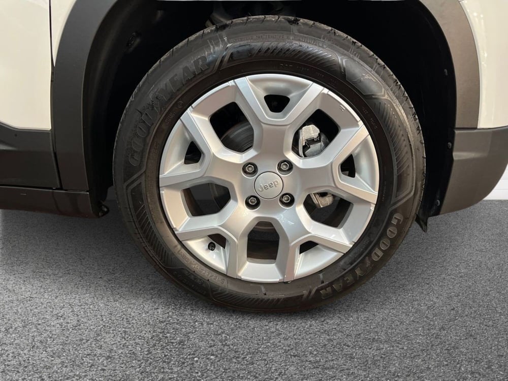 Jeep Avenger usata a Lecce (12)