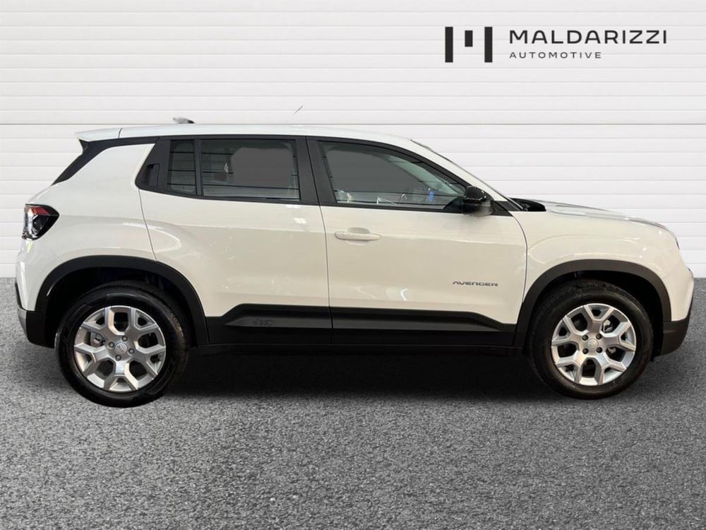 Jeep Avenger usata a Lecce (9)