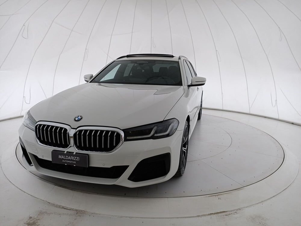 BMW Serie 5 Touring usata a Bari
