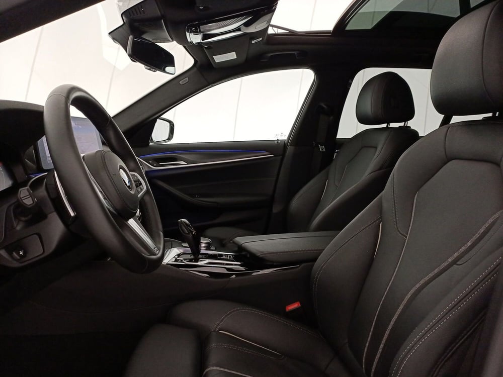 BMW Serie 5 Touring usata a Bari (6)