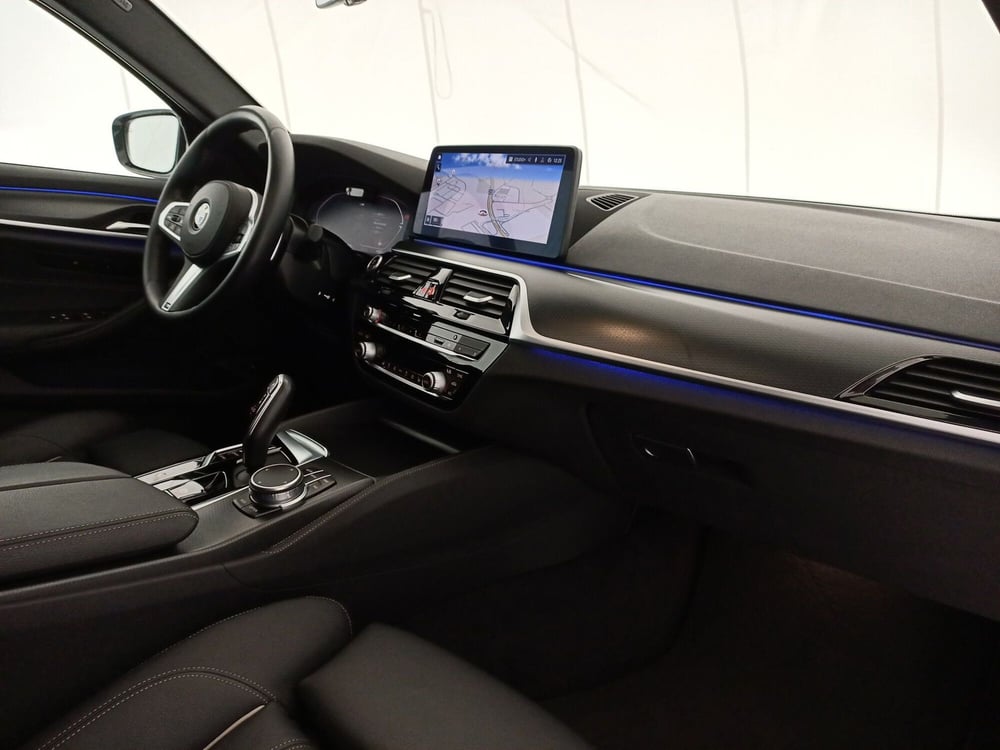 BMW Serie 5 Touring usata a Bari (7)