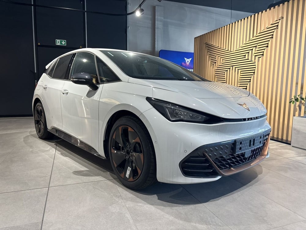 Cupra Born nuova a Ferrara (3)