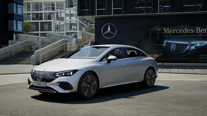 Mercedes-Benz EQE nuova a Chieti