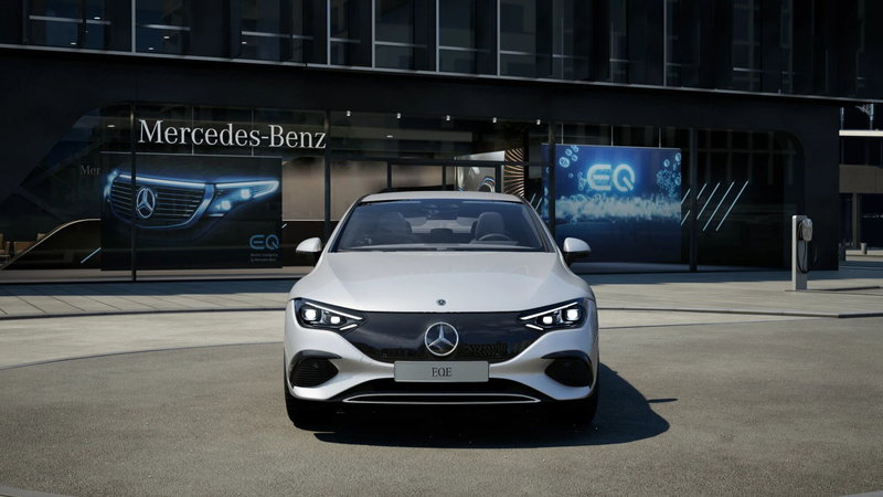 Mercedes-Benz EQE nuova a Chieti (3)