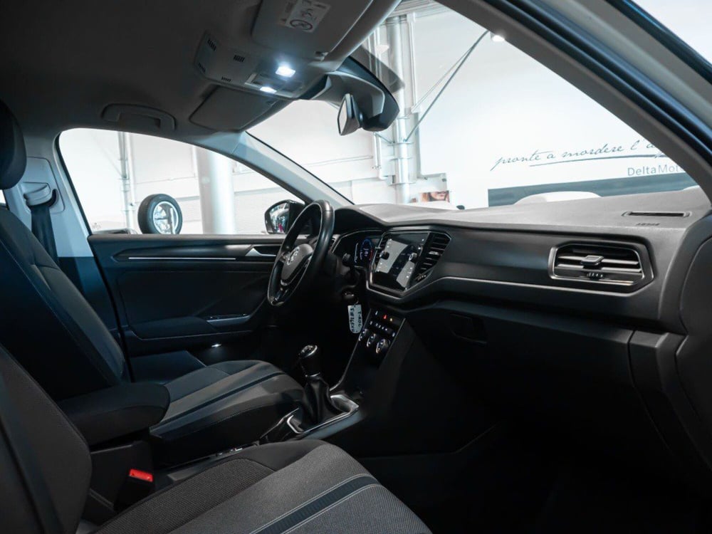 Volkswagen T-Roc usata a Macerata (16)