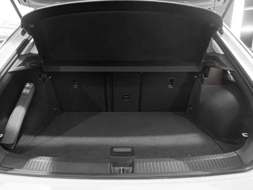 Volkswagen T-Roc usata a Macerata (8)