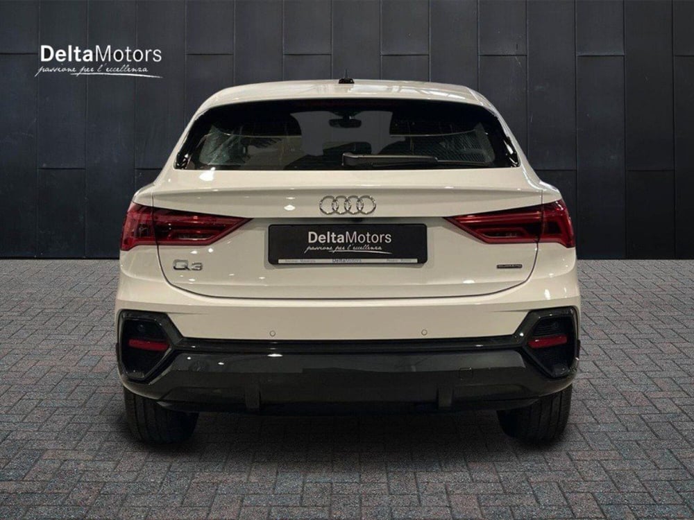 Audi Q3 Sportback usata a Macerata (6)