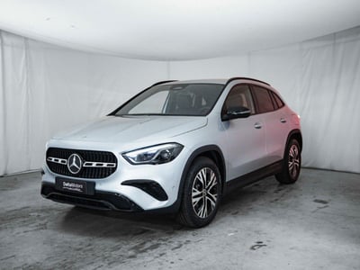 Mercedes-Benz GLA SUV 200 d Automatic Executive nuova a Montecosaro