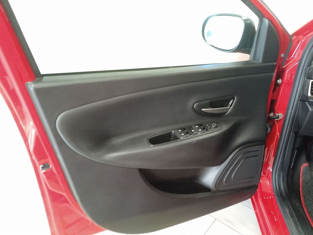 Lancia Ypsilon usata a Torino (7)