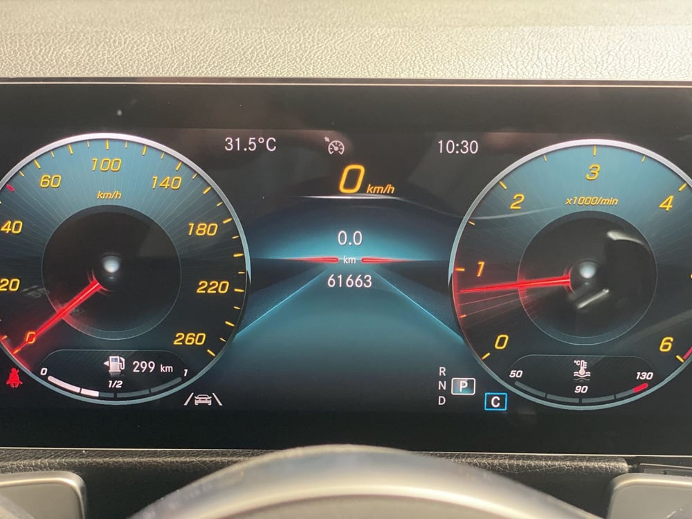 Mercedes-Benz GLB usata a Napoli (10)
