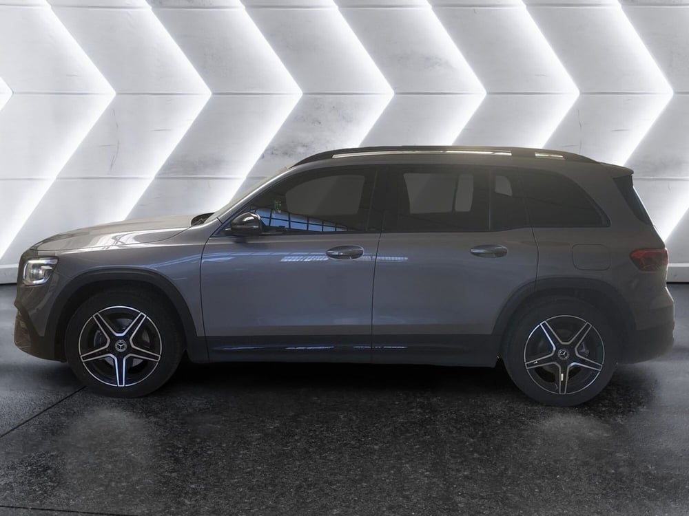Mercedes-Benz GLB usata a Napoli (4)